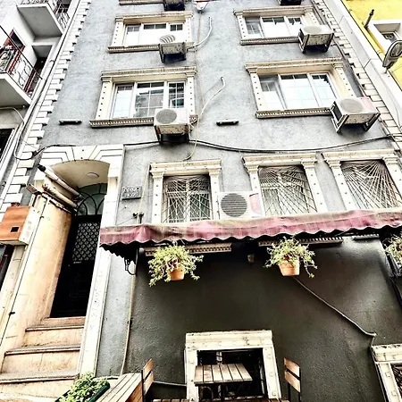 Taksim Amur Mansion